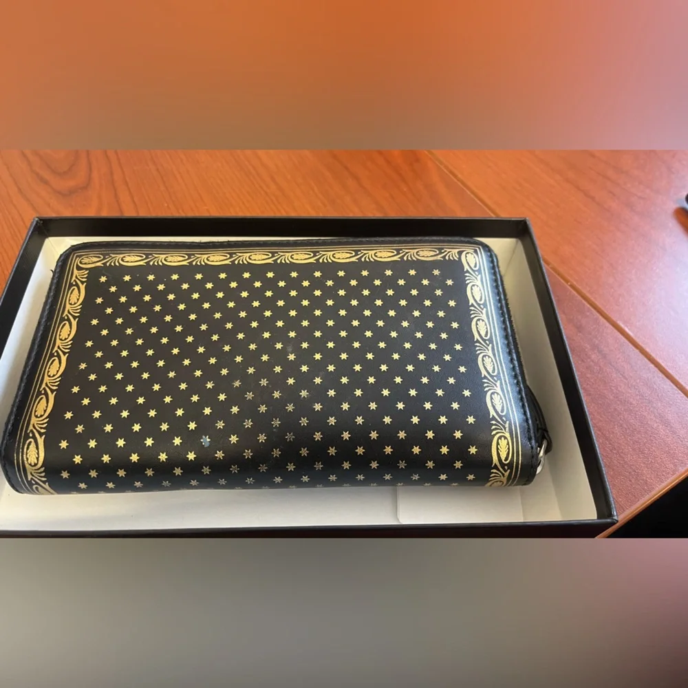 Gucci White and Black wallet AUTHENTIC - Picture 2 of 5